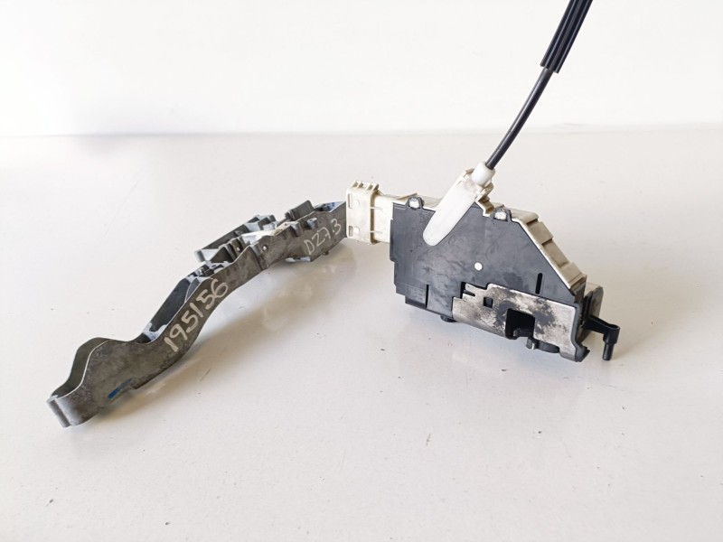 Recambio de cerradura puerta delantera derecha para fiat scudo (272) furgón rhk referencia OEM IAM 9681334980  