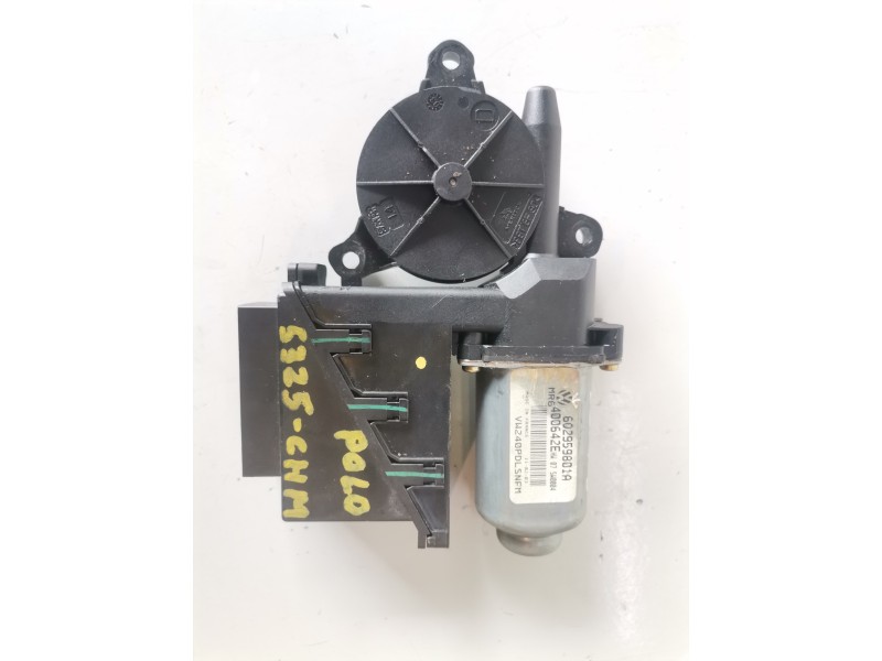 Recambio de motor elevalunas delantero derecho para volkswagen polo iv (9n1) azq referencia OEM IAM 6Q02959801A  