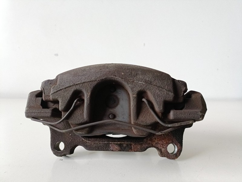 Recambio de pinza de freno delantera derecha para seat leon (1p1) bkd referencia OEM IAM   