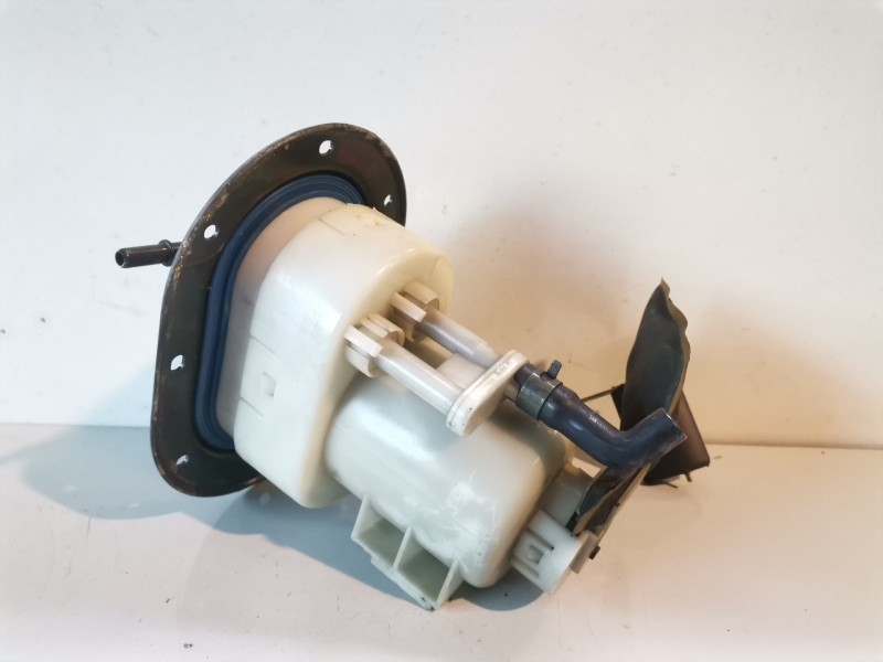 Recambio de aforador para hyundai tucson (jm) g4gc referencia OEM IAM 311102E000  