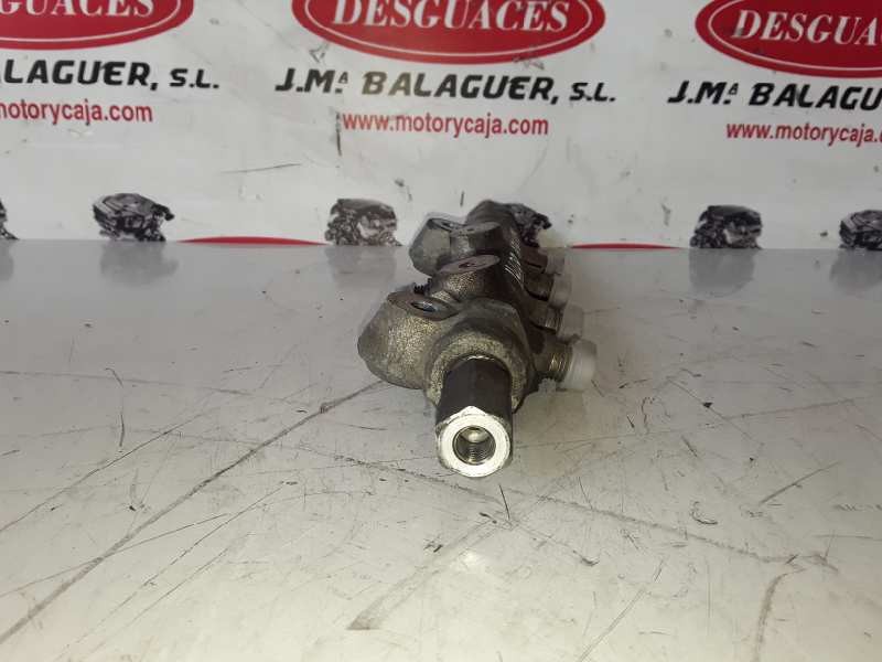 Recambio de rampa inyectora para mazda 5 berlina (cr) rf referencia OEM IAM 6210 / 11G18  
