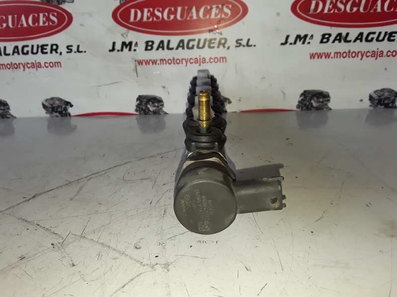 Recambio de rampa inyectora para renault megane ii berlina 3p m9r700 referencia OEM IAM 0445214153 / 8200661279A / H8200426550  