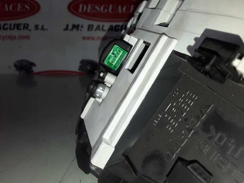 Recambio de cuadro instrumentos para volvo v50 familiar d4204t referencia OEM IAM 30728645 / 69594880T / 30710071 / 8697035  