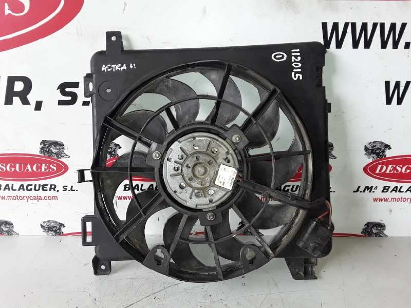 Recambio de electroventilador para opel astra h berlina referencia OEM IAM 0130303304 / 24467444  