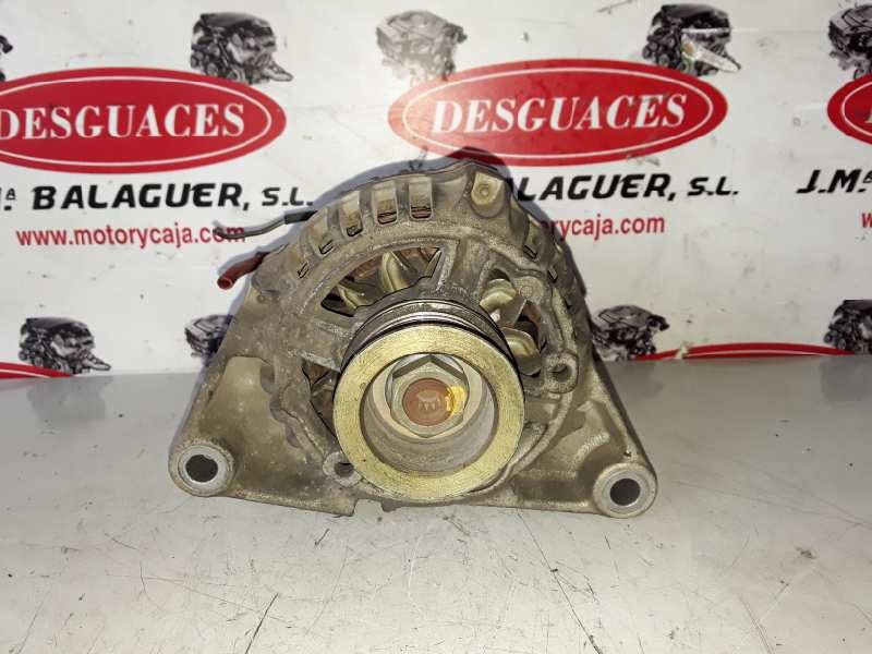 Recambio de alternador para opel corsa b referencia OEM IAM 0123110008 / 90561967 / 70  