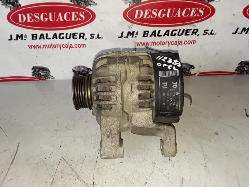 Recambio de alternador para opel corsa b referencia OEM IAM 0123110008 / 90561967 / 70  