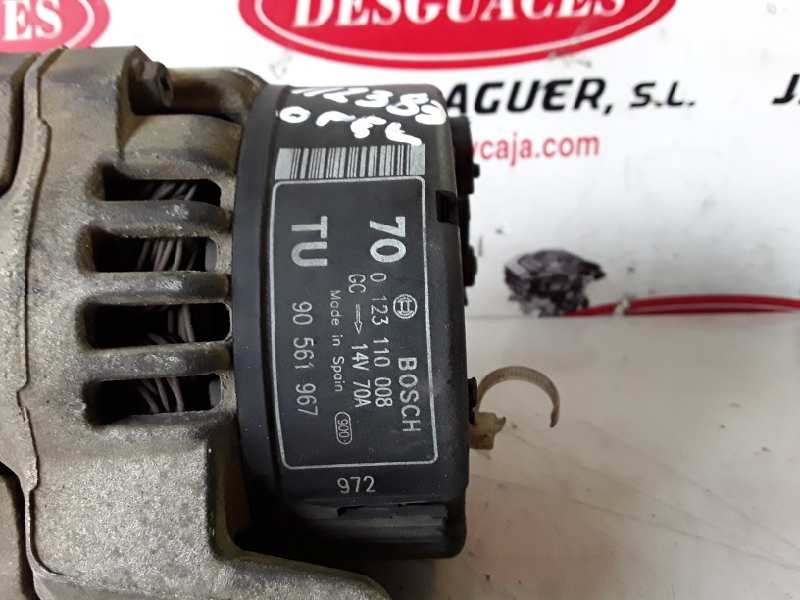 Recambio de alternador para opel corsa b referencia OEM IAM 0123110008 / 90561967 / 70  