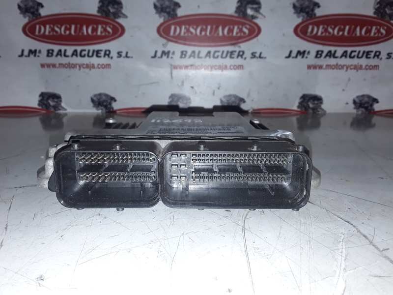 Recambio de centralita motor uce para opel insignia berlina a20dth referencia OEM IAM 55573539 / 0281015774 / 55573560  
