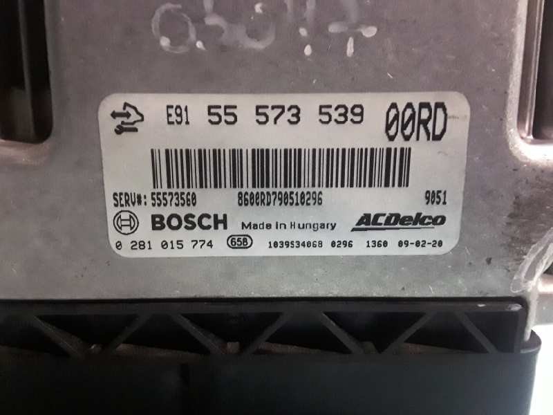 Recambio de centralita motor uce para opel insignia berlina a20dth referencia OEM IAM 55573539 / 0281015774 / 55573560  