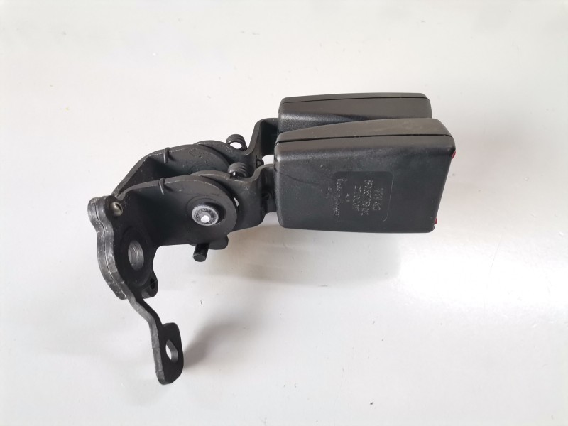 Recambio de no identificado para seat leon st 5f8 cjxc referencia OEM IAM 5F0857739QVZ  