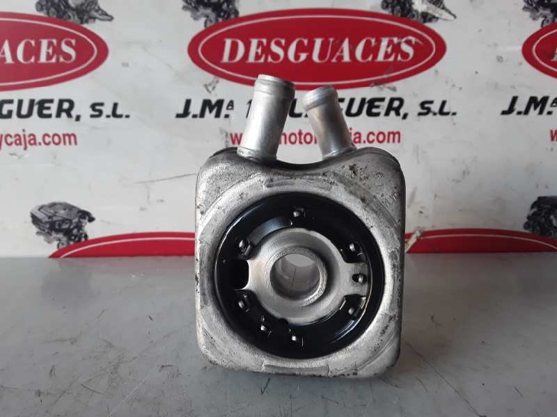 Recambio de enfriador aceite motor para seat leon (1p1) referencia OEM IAM 028117021L  