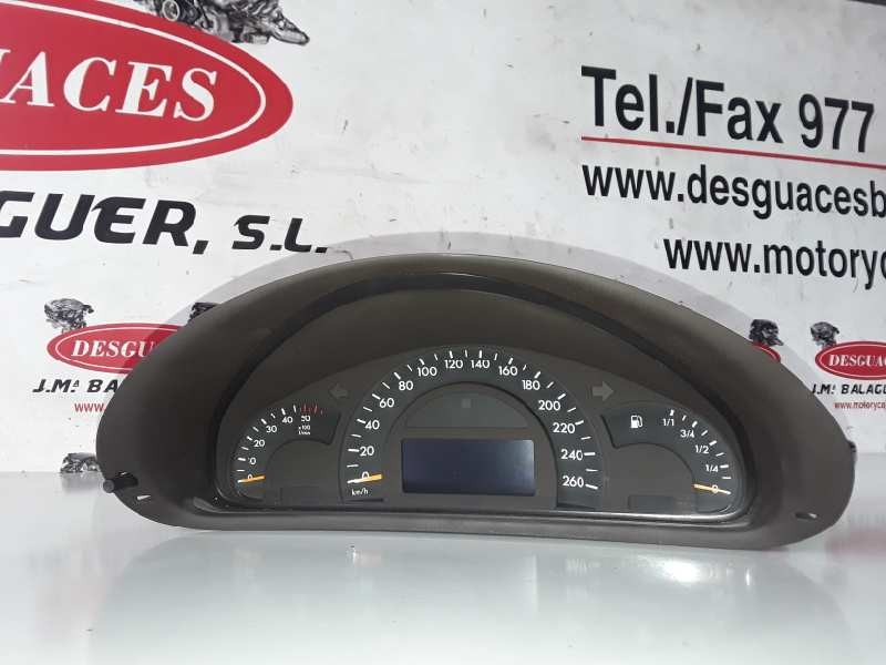 Recambio de cuadro instrumentos para mercedes-benz clase c (bm 203) berlina 646963 referencia OEM IAM A2035403047 / 110080231004