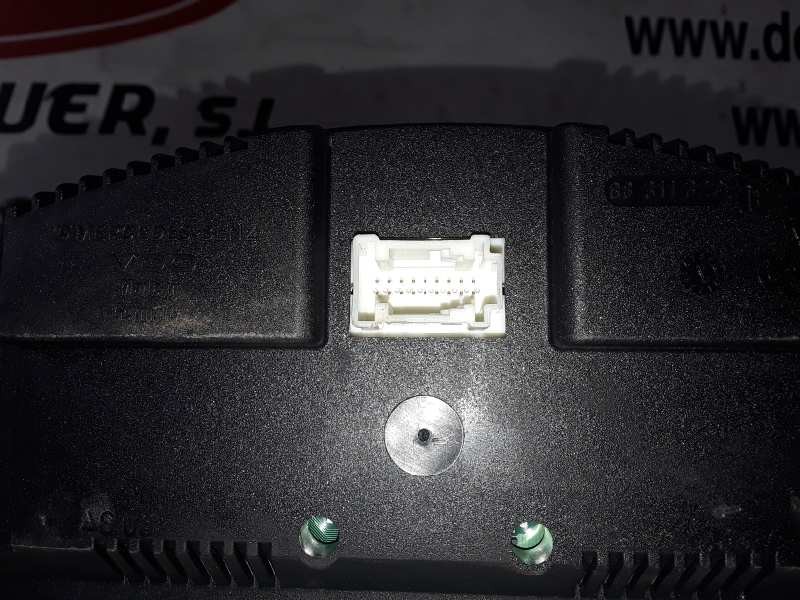 Recambio de cuadro instrumentos para mercedes-benz clase c (bm 203) berlina 646963 referencia OEM IAM A2035403047 / 110080231004