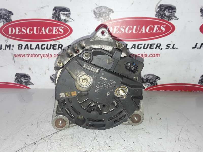 Recambio de alternador para renault clio iii k4j780 referencia OEM IAM 0124425034 / 8200323137 / 120A  