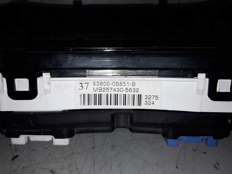 Recambio de cuadro instrumentos para toyota avensis berlina (t25) 2adftv referencia OEM IAM 8380005851B / MB2574305632  