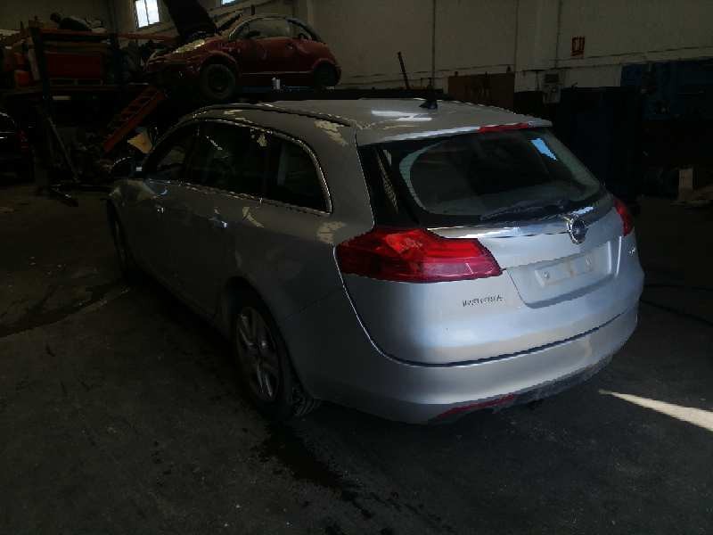 opel insignia berlina del año 2009