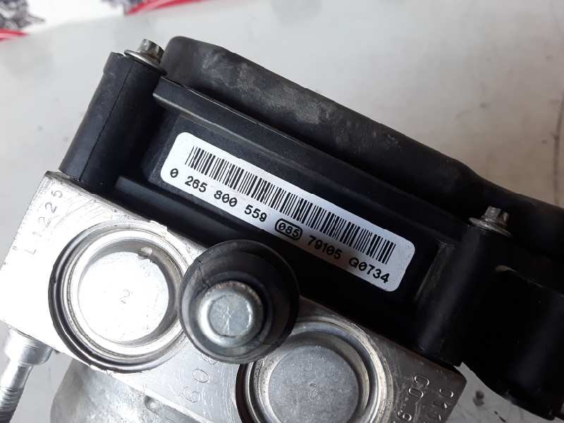 Recambio de abs para renault clio iii k9k766 referencia OEM IAM 0265232077 / 8200747140 / 0265800559  