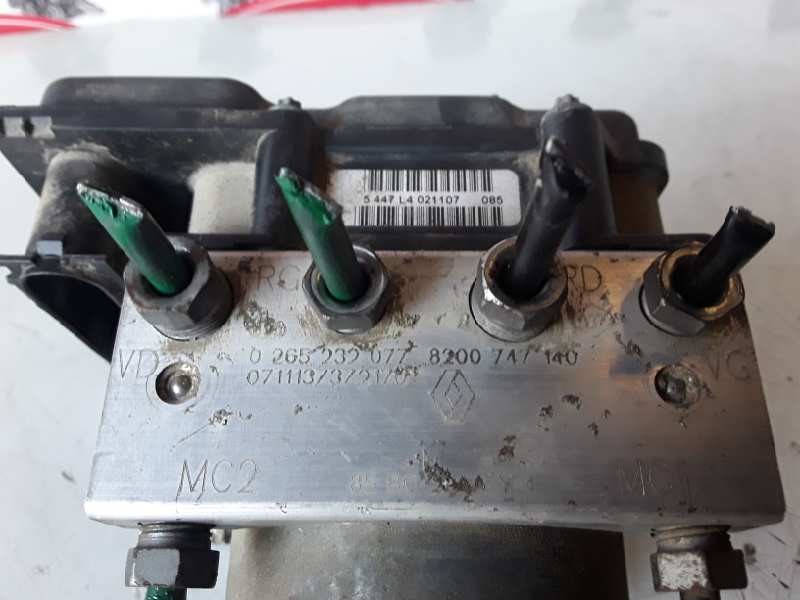 Recambio de abs para renault clio iii k9k766 referencia OEM IAM 0265232077 / 8200747140 / 0265800559  