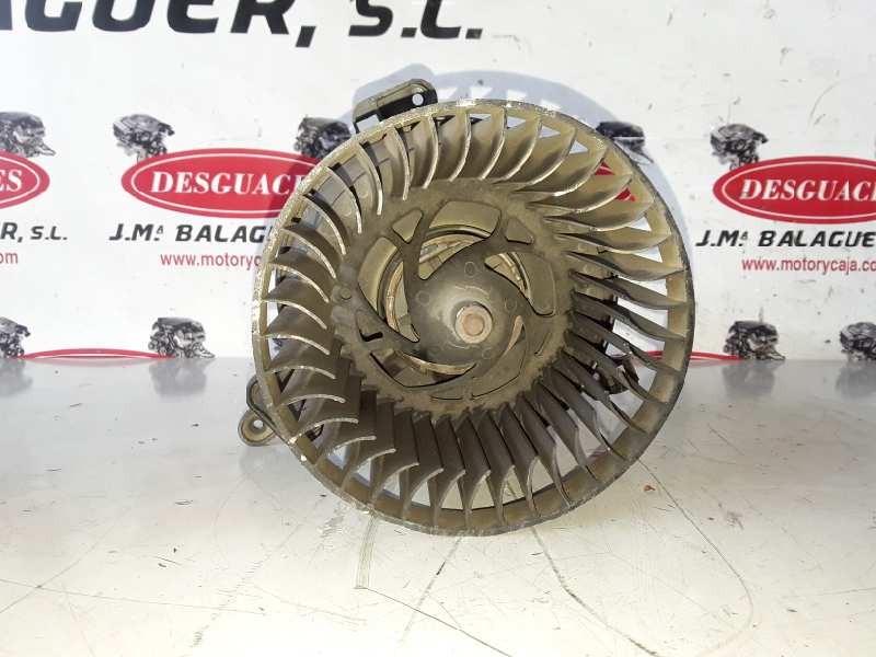Recambio de ventilador calefaccion para citroen berlingo wjy referencia OEM IAM 031117E / G202  