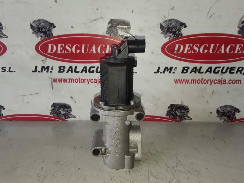 Recambio de valvula egr para opel astra h berlina z19dt referencia OEM IAM 50024005 / 10T144  
