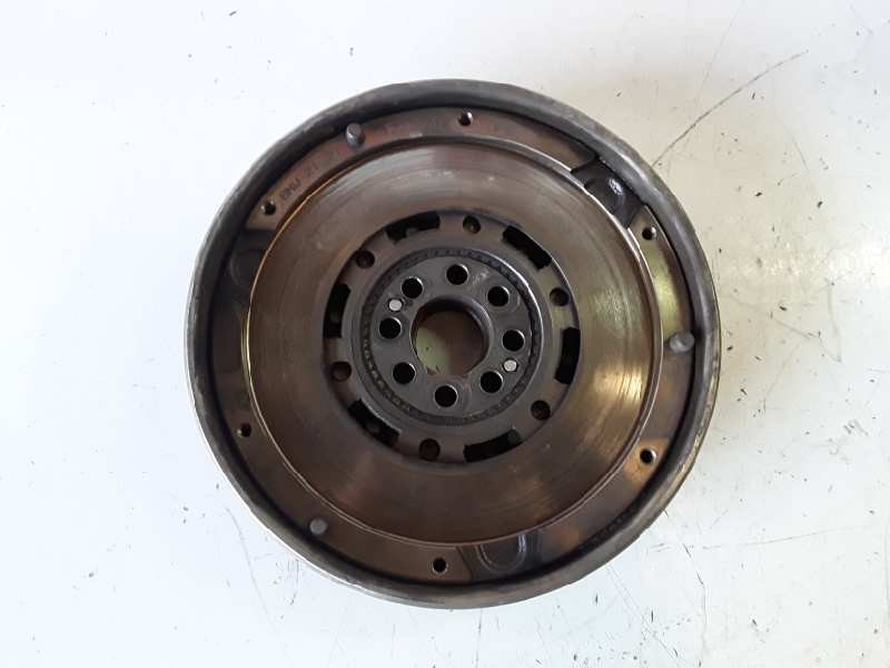 Recambio de volante motor para bmw serie 3 berlina (e46) 204d1 referencia OEM IAM 122712  