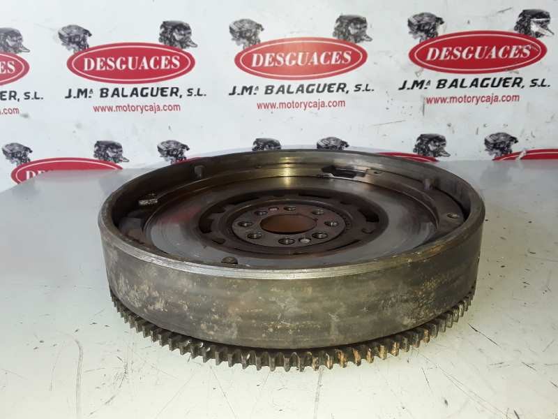 Recambio de volante motor para bmw serie 3 berlina (e46) 204d1 referencia OEM IAM 122712  