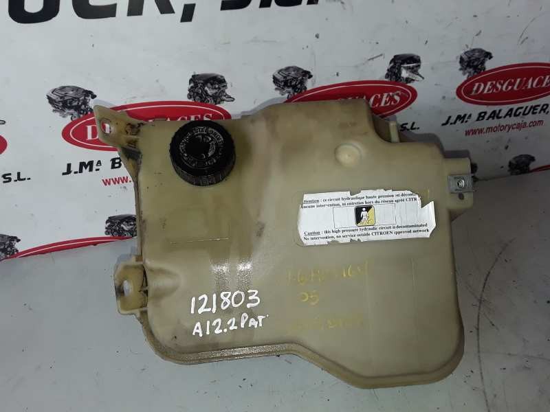 Recambio de deposito servo para citroen c5 berlina 9hz referencia OEM IAM 9636068780 / 9655382280  