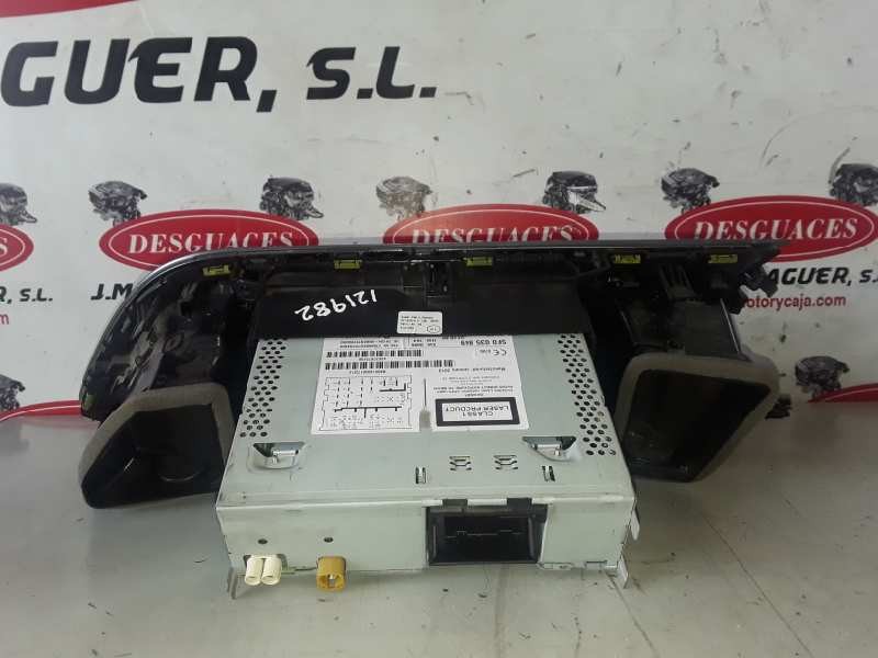 Recambio de sistema audio / radio cd para seat leon (5f1) cmb referencia OEM IAM 5F0035869 / A2C37975108  
