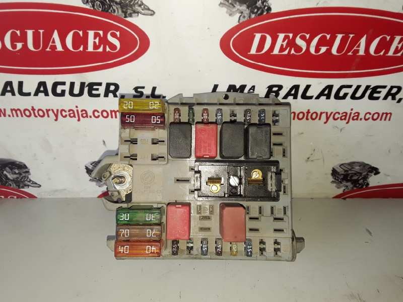 Recambio de caja reles / fusibles para fiat i doblò (223) cargo 223a5000 referencia OEM IAM 46752703  