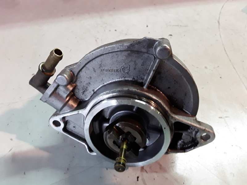 Recambio de depresor freno / bomba vacio para audi q5 (8r) referencia OEM IAM 700906110 / 08T3171398  