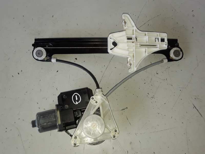 Recambio de elevalunas trasero izquierdo para volkswagen polo v (6r1) cbz referencia OEM IAM 0130822532 / 6R0959811N / S85031125