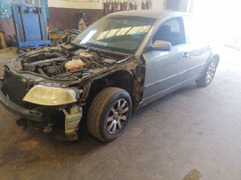 volkswagen passat berlina (3b3) del año 2003