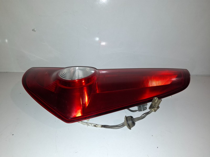 Recambio de piloto trasero derecho para opel agila b d13a referencia OEM IAM   
