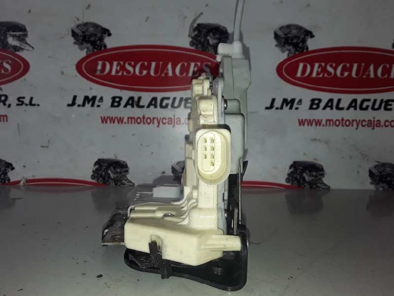 Recambio de cerradura puerta trasera derecha para audi q7 (4l) bug referencia OEM IAM 3C4839016A  