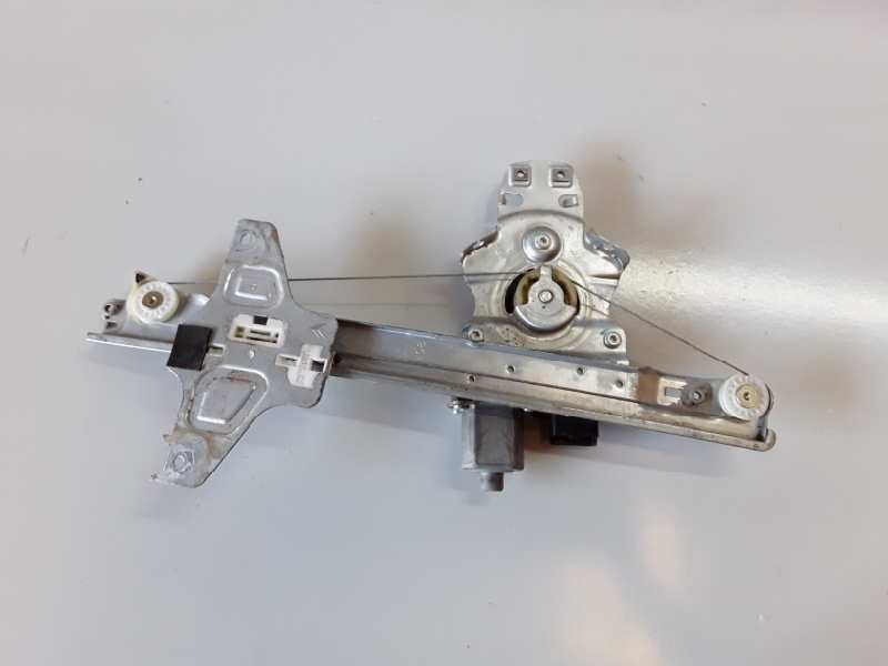 Recambio de elevalunas trasero derecho para citroen c5 berlina xfv referencia OEM IAM 128000771/0130822446  