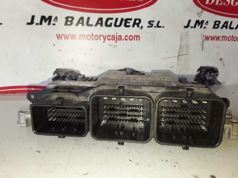 Recambio de centralita motor uce para peugeot partner furgón referencia OEM IAM 0281018228 / 9666729580 / EDC17C10 / 9678878280 