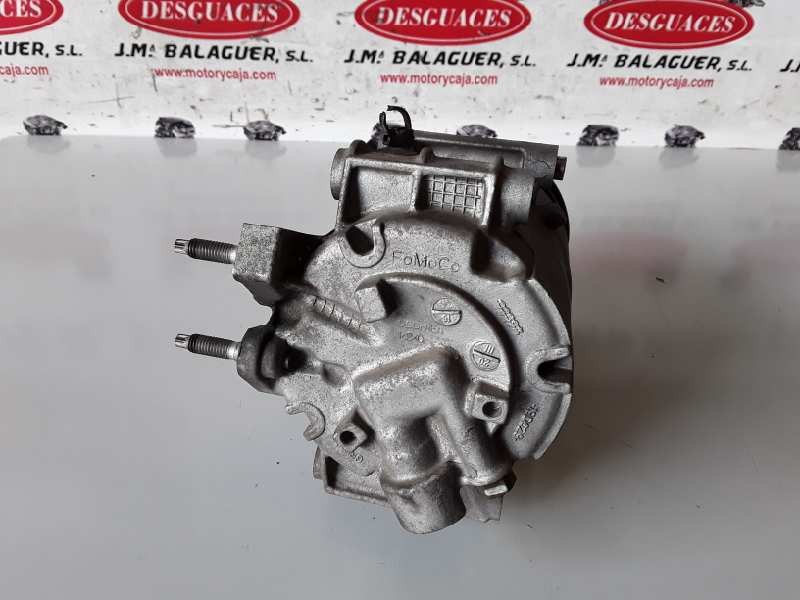 Recambio de compresor aire acondicionado para ford fiesta (cnn) xujb referencia OEM IAM AV1119D629AC  