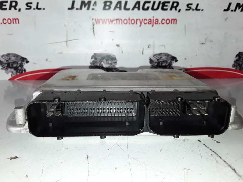 Recambio de centralita motor uce para audi a4 berlina (b5) ajm referencia OEM IAM 0281010094 / 038906019AN  