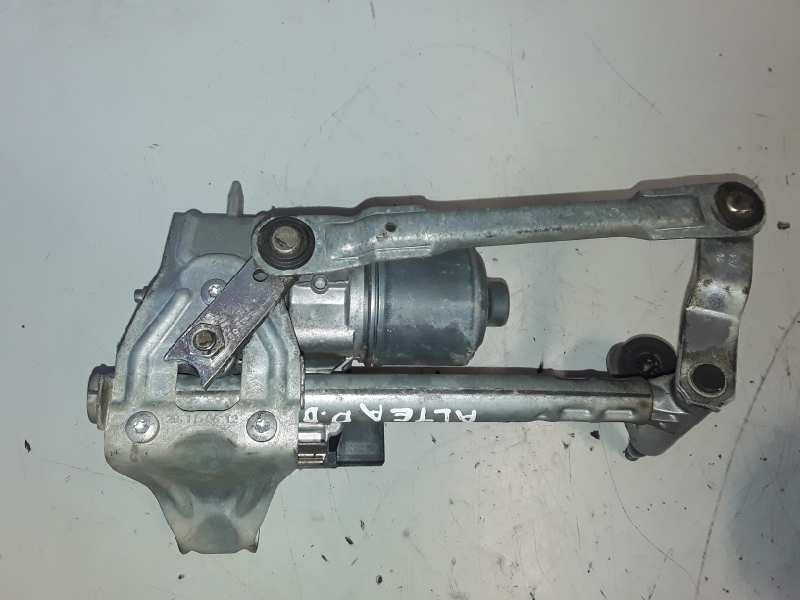 Recambio de motor limpia delantero para seat altea (5p1) bkd referencia OEM IAM 0390241759 / 5P0955120A / 3397020646 / 5P0955024