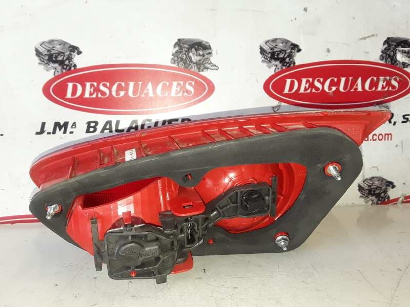 Recambio de piloto trasero izquierdo para seat leon (1p1) referencia OEM IAM 1P0945093F  