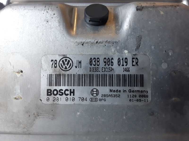 Recambio de centralita motor uce para volkswagen passat berlina (3b3) awx referencia OEM IAM 038906019ER / EDC15P+ / 0281010704 