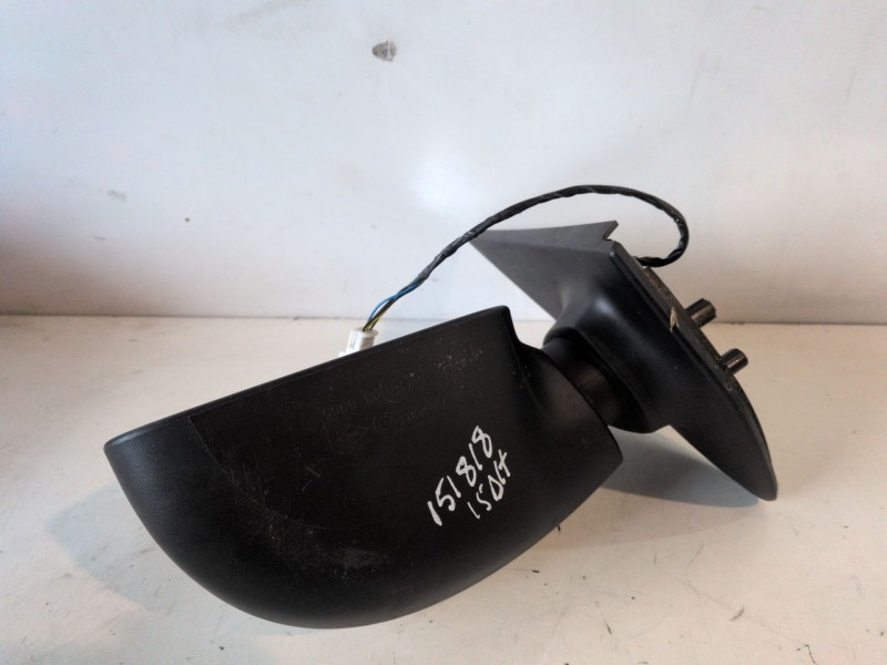 Recambio de retrovisor izquierdo para dacia sandero ii k9k626 referencia OEM IAM 963025411R  