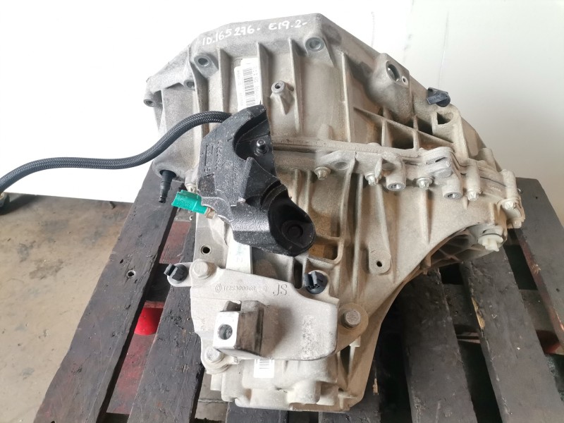 Recambio de caja cambios para renault megane iii berlina 5p k9k846 referencia OEM IAM TL4A056  
