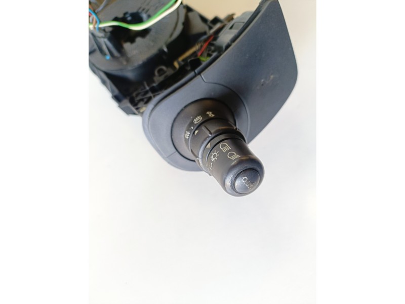 Recambio de mando luces para renault scenic ii (jm) f9q816 referencia OEM IAM 8200127727  