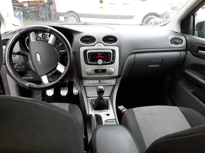ford focus berlina (cb4) del año 2008
