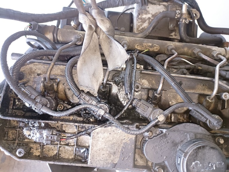 Recambio de motor completo para mercedes-benz vito basic-kombi (639) 646982 referencia OEM IAM 646982  