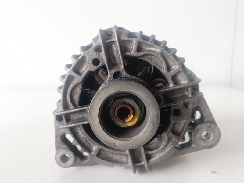 Recambio de alternador para ford mondeo berlina (gd) rkf referencia OEM IAM 0124415006  