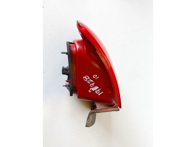 Recambio de piloto trasero derecho para volkswagen passat variant (3c5) bkp referencia OEM IAM 3C5945096C  