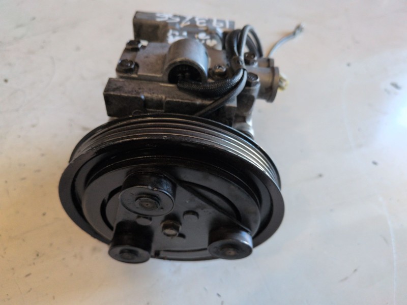 Recambio de compresor aire acondicionado para mazda mx-3 (ec) b6d referencia OEM IAM N13A1AL4KT  