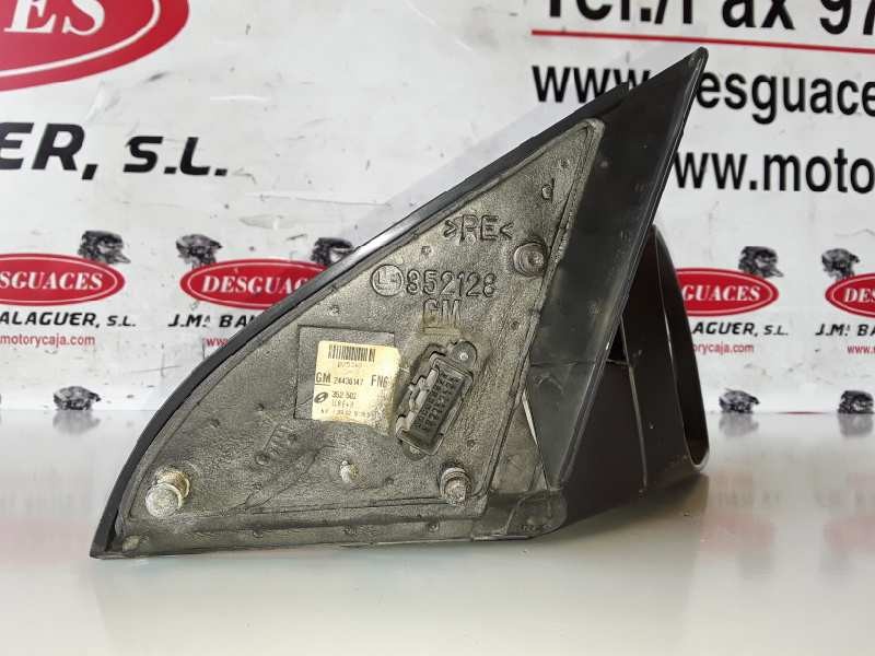 Recambio de retrovisor derecho para opel vectra c berlina z18xe referencia OEM IAM 24436147/352502  